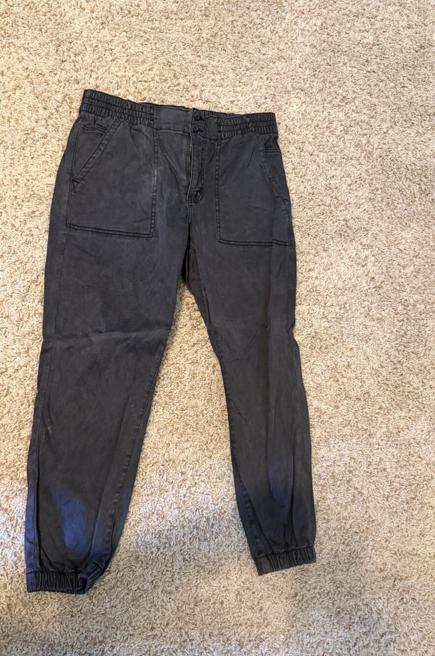 American Eagle Faded Black Cargo Joggers 16 Short